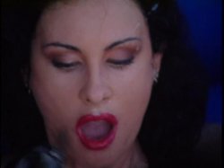 'Rich Bitch' screenshot nº 47
