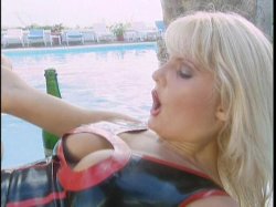 'Rich Bitch' screenshot nº 110
