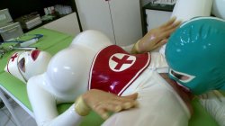 Captura de 'Lucy Loves Latex Lesbians' nº 26