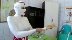 Captura de 'Lucy Loves Latex Lesbians' nº 9