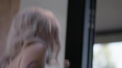 Captura de 'Bombshell Blondes In Short Skirts' nº 73
