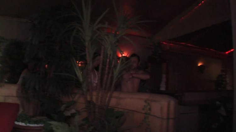 streaming porn video screenshot