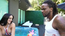 Captura de 'My Wife's BBC Bangin' Memorial Day' nº 27