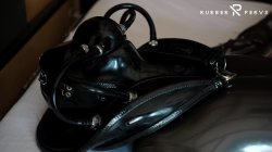 Captura de 'Heavy Rubber Dreams Restricted in Full Rubber Catsuit and Rubbers Finest Helmet' nº 53