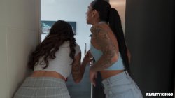 'Petite Pussy 6' screenshot nº 131