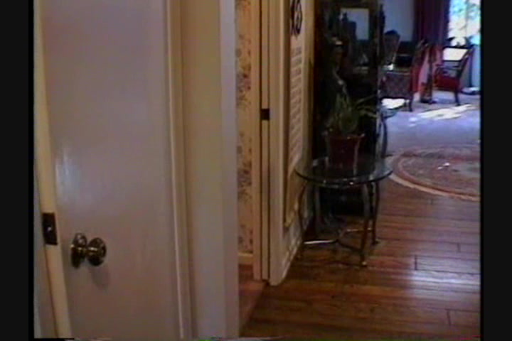 Sunbathing Babe Gets Horny