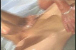 Captura de 'Bodies in Lotion' nº 62