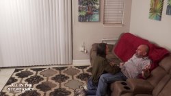 Captura de 'Sex Freak Freya Von Doom Visits StepDad And New Wife' nº 44