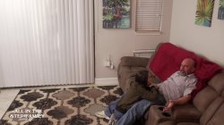 Captura de 'Sex Freak Freya Von Doom Visits StepDad And New Wife' nº 46