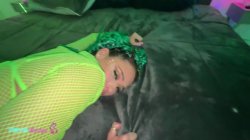 Captura de 'Neon Rave Tease As Armani Black Steals A Wild Backstage Moment!' nº 98