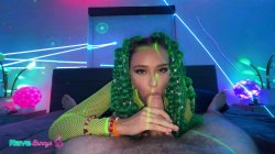 Captura de 'Neon Rave Tease As Armani Black Steals A Wild Backstage Moment!' nº 43