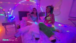 'Sasha Tatcha And Tiny Rhea Turn A Neon Afterparty Into Total Chaos!' screenshot nº 1