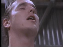 'Russian Roulette' screenshot nº 126