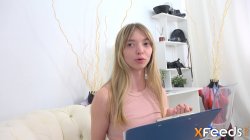 'First Anal at a Casting' screenshot nº 9