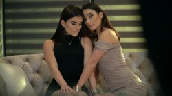 Captura de 'Liya et Stefany Escorts De Luxe' nº 9