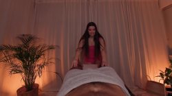 'Erotic Massage starring Chloe Lapierda' screenshot nº 7