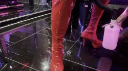 Captura de 'Perv In The Vacuum Tower With Ava Fetishart Fucking Rubber Part 1' nº 28