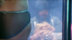'9 1/2 Weeks' screenshot nº 67