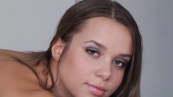 Captura de 'Anal Training Teens' nº 5
