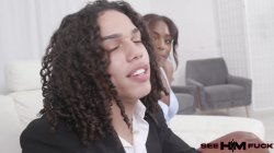 'See A 19-Year-Old Tarzan Fuck' screenshot nº 31