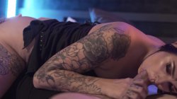 'Insatiable Girlfriend is Handcuffed, Spanked, and Asks to Receive Cum in Her Mouth' screenshot nº 22