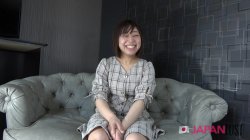 Captura de 'Cute Japanese slut opens her mouth for cock, chokes on it, then begs to be fucked in her dripping pussy' nº 8