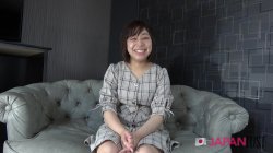 Captura de 'Cute Japanese slut opens her mouth for cock, chokes on it, then begs to be fucked in her dripping pussy' nº 4