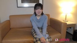 Captura de 'Gorgeous Yumiko Honya spreads wide, fucked rough after toys, body shaking in orgasm' nº 10