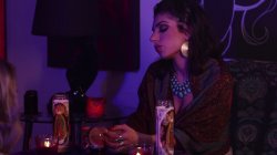 Captura de 'Darcie Dolce: The Lesbian Fortune Teller' nº 5