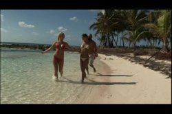 'Mother and Daughter Anal Vacation' screenshot nº 57