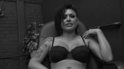 Captura de 'Eva Angelina No Limits' nº 7