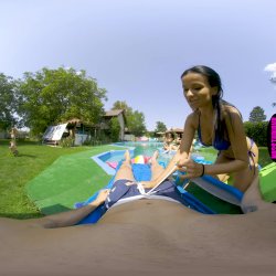'Sharing Hubby with Pool Girlfriends' screenshot nº 14