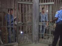Captura de '30 Days in the Hole' nº 45
