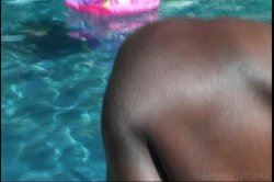 Captura de 'Anal Pool Party 4' nº 50